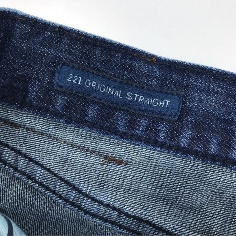 Lucky Brand 221 Original Straight Men's Dark Blue Wash Denim Jeans Distressed 38 - Picture 8 of 13
